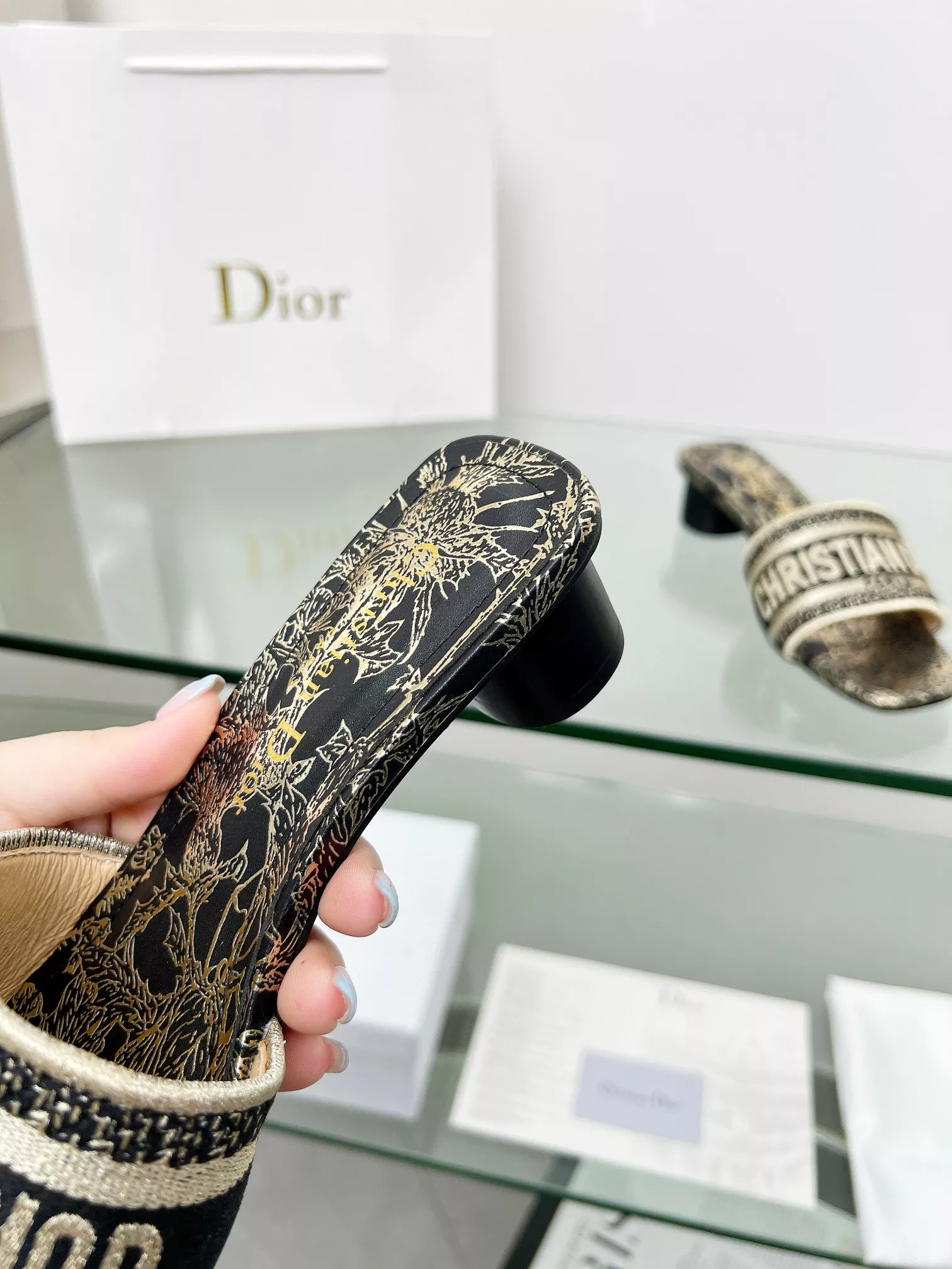 Christian Dior Slippers For Women Breathable 8700