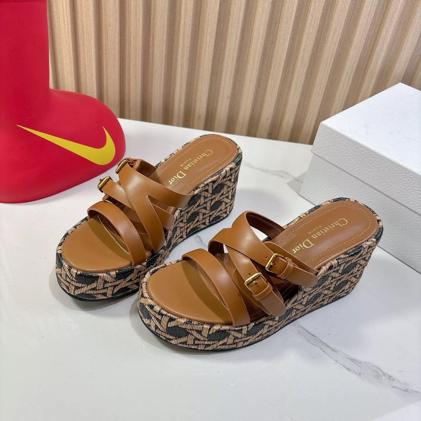 Christian Dior Slippers For Women Bright 8109