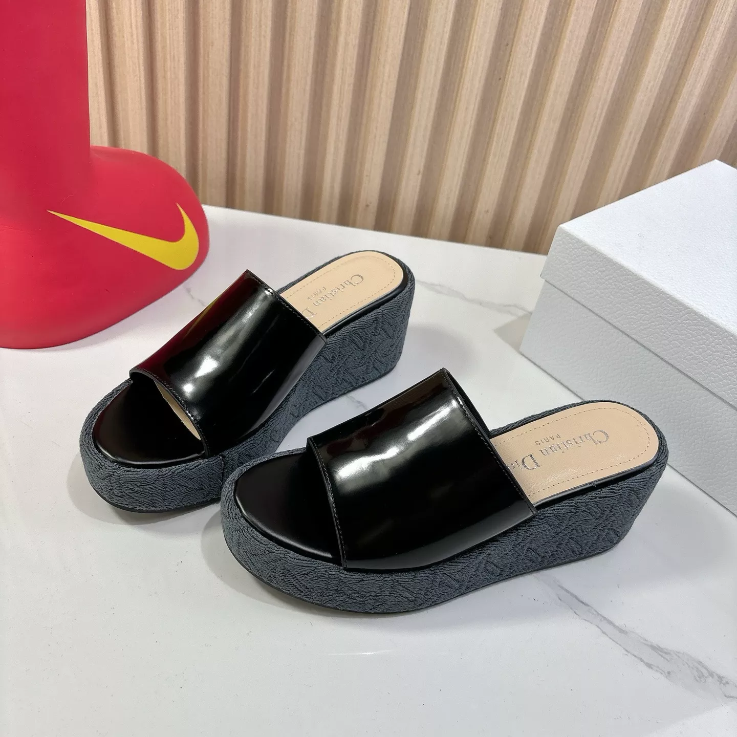 Christian Dior Slippers For Women Classic 2559