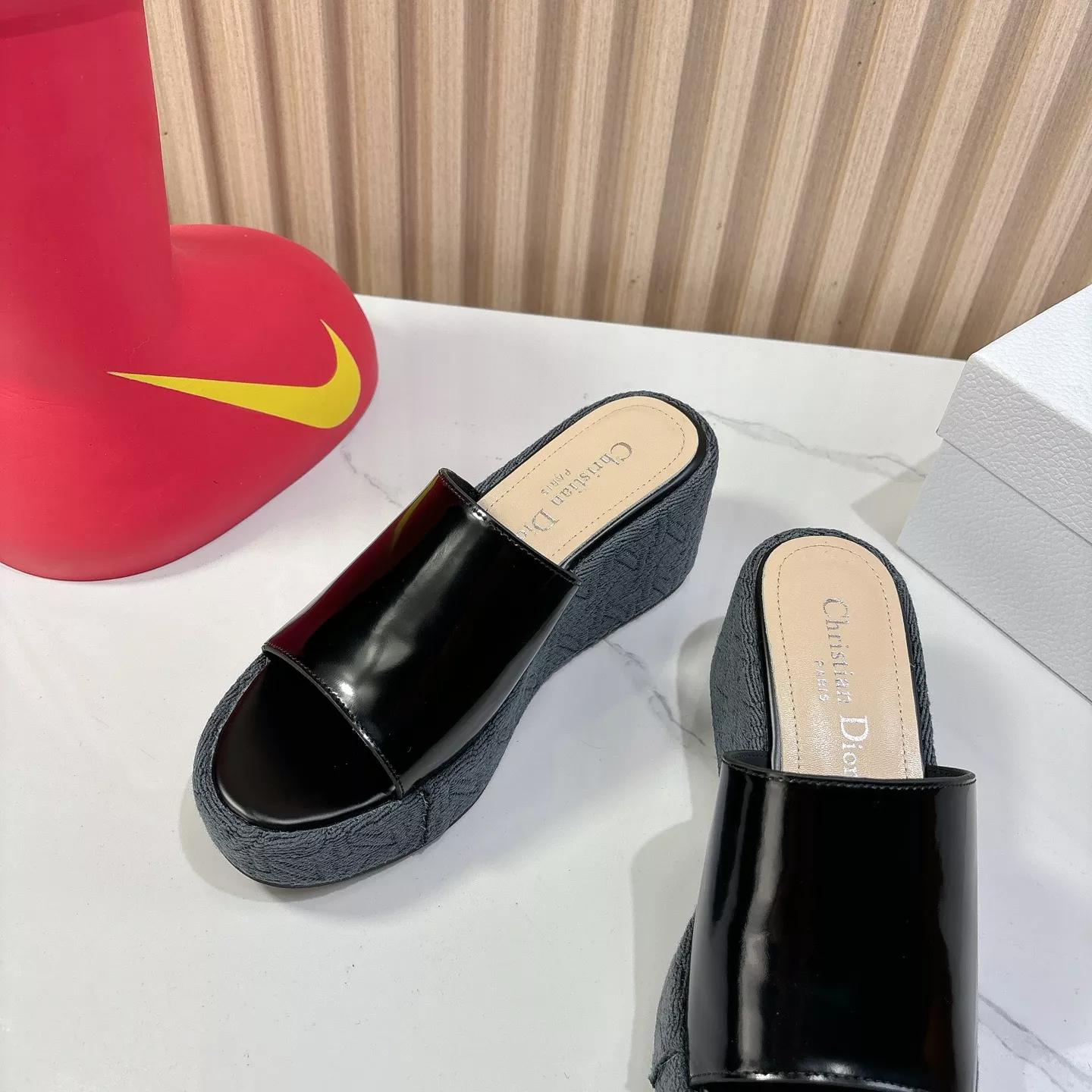Christian Dior Slippers For Women Classic 2559