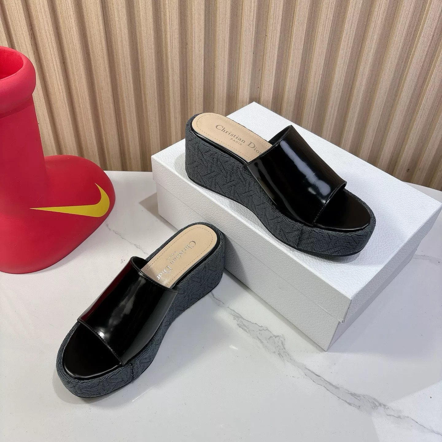 Christian Dior Slippers For Women Classic 2559