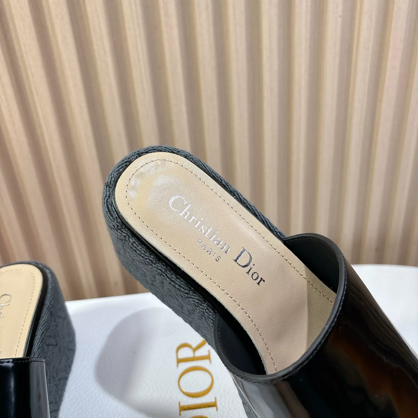 Christian Dior Slippers For Women Classic 2559
