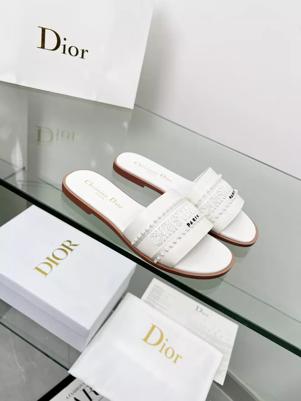 Christian Dior Slippers For Women Compact 2979