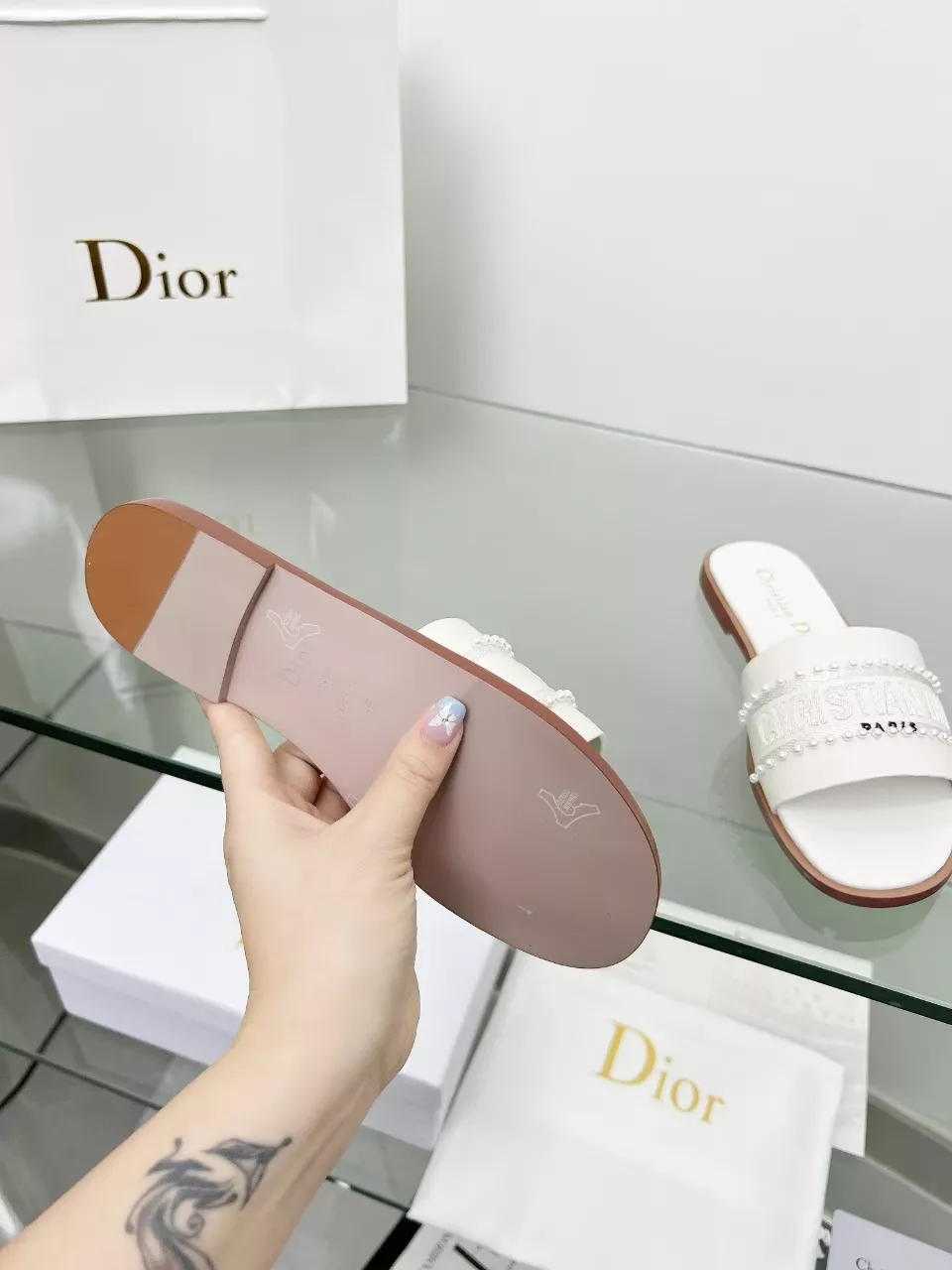 Christian Dior Slippers For Women Compact 2979