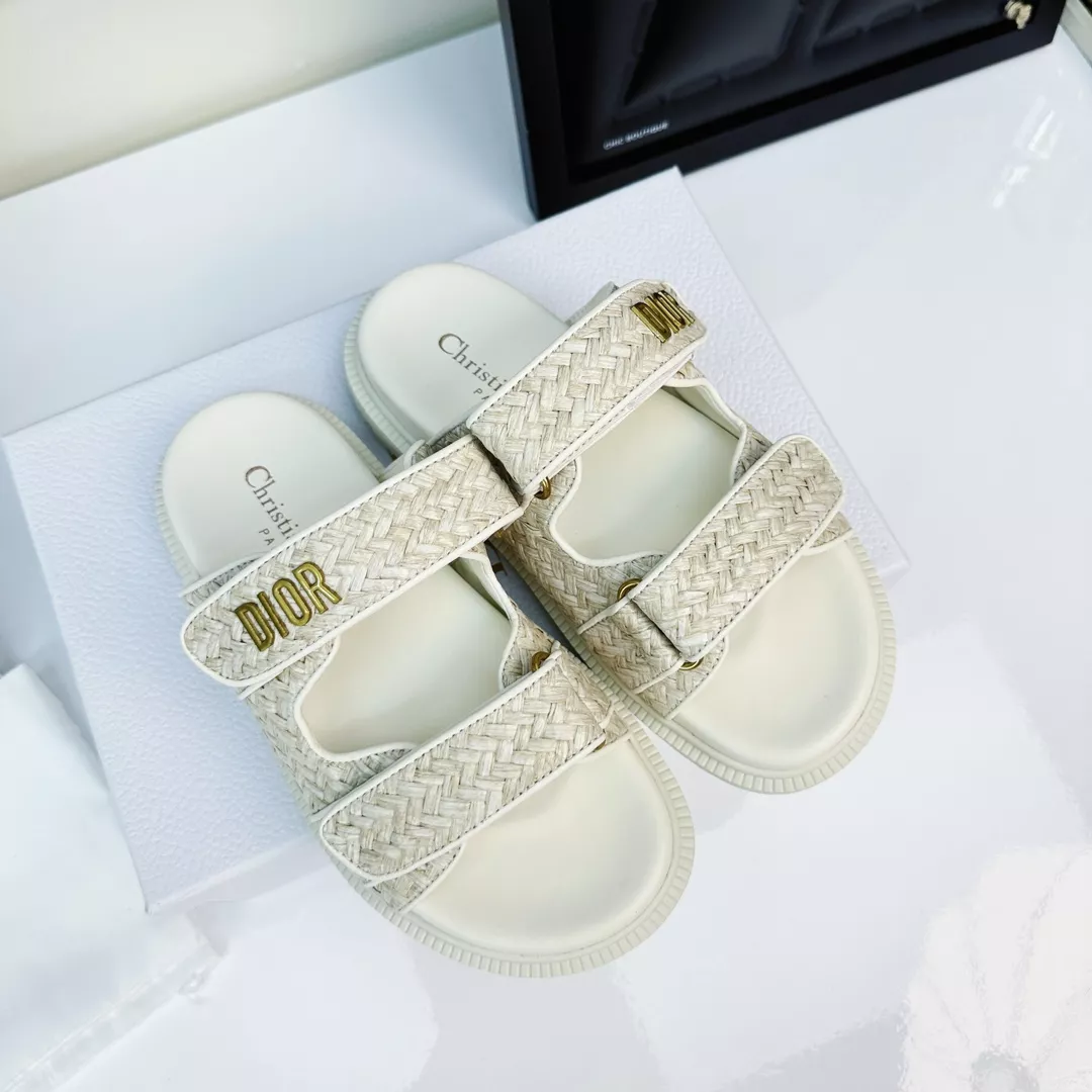 Christian Dior Slippers For Women DailyWear 3371