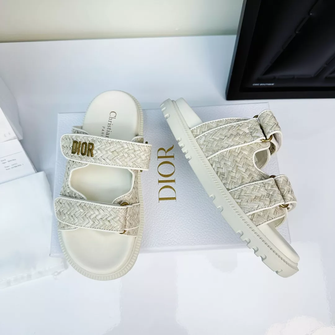 Christian Dior Slippers For Women DailyWear 3371