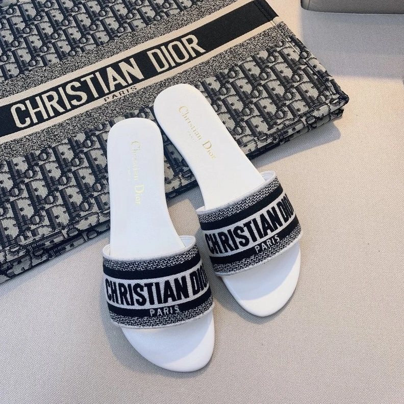 Christian Dior Slippers For Women Durable 4436