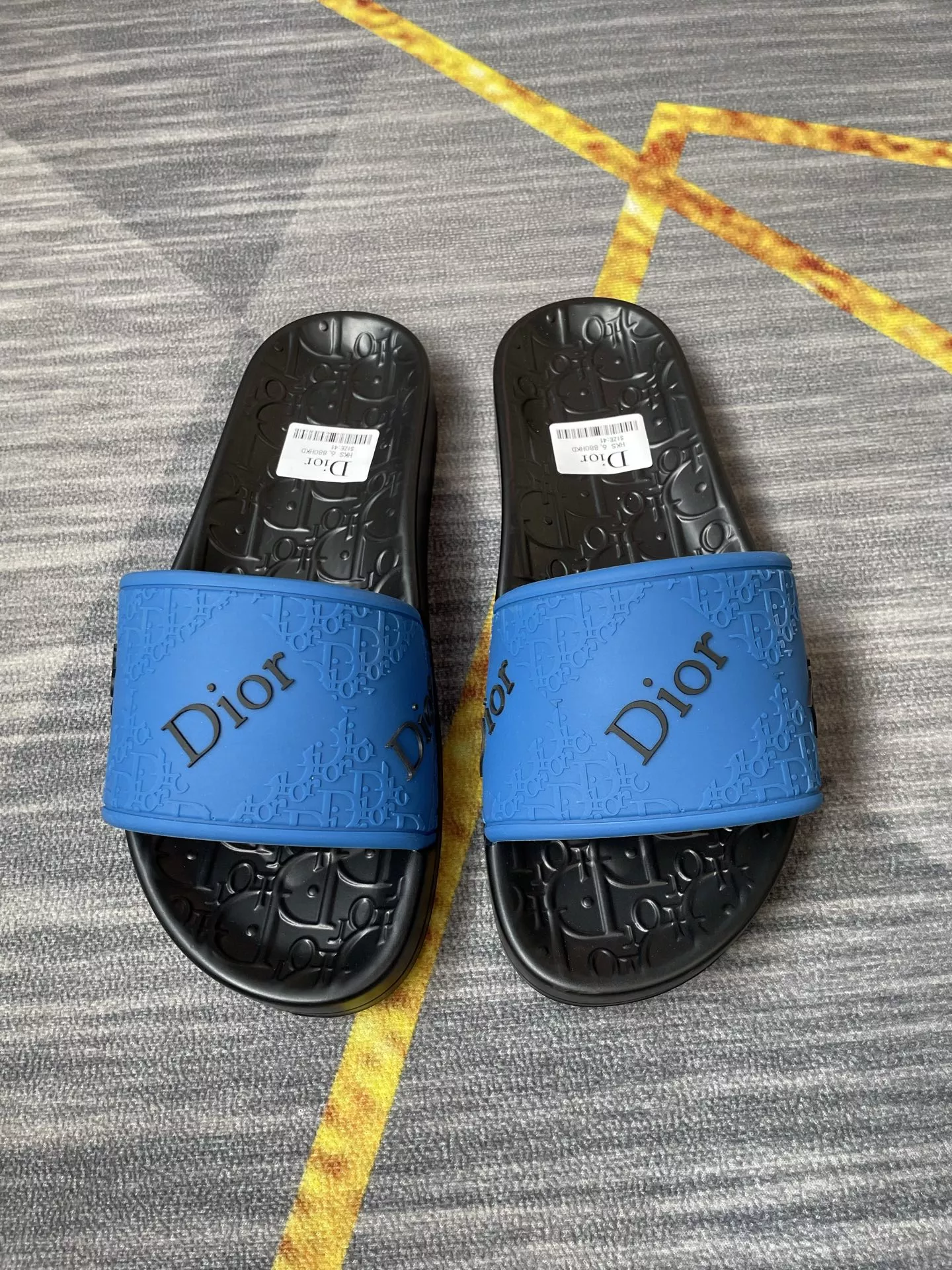 Christian Dior Slippers For Women EasyMatch 7856