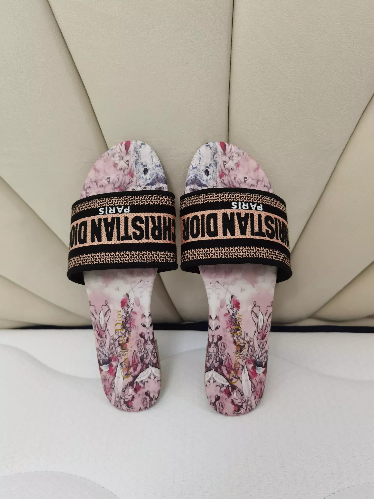 Christian Dior Slippers For Women EasyMatch 8501