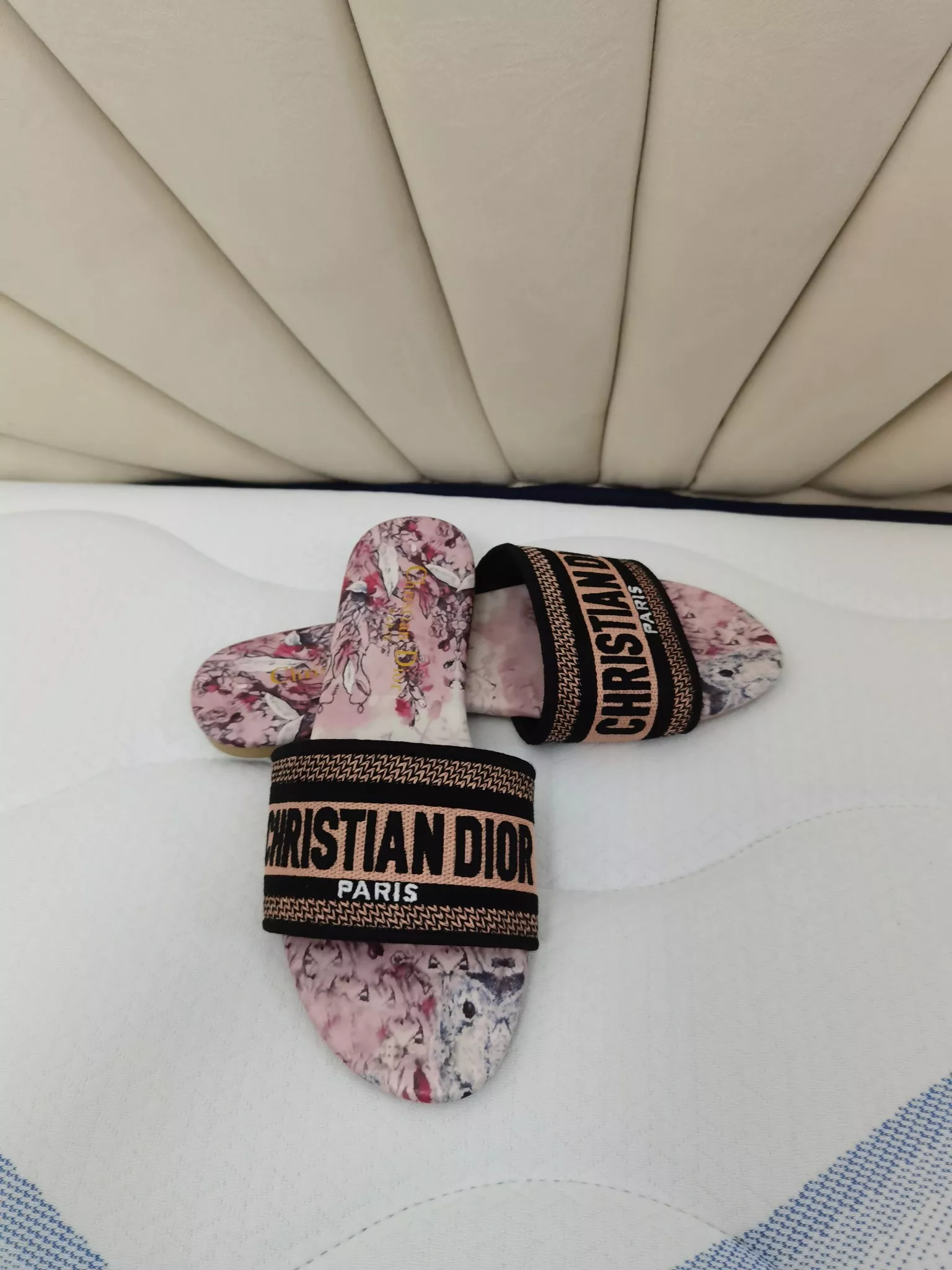 Christian Dior Slippers For Women EasyMatch 8501