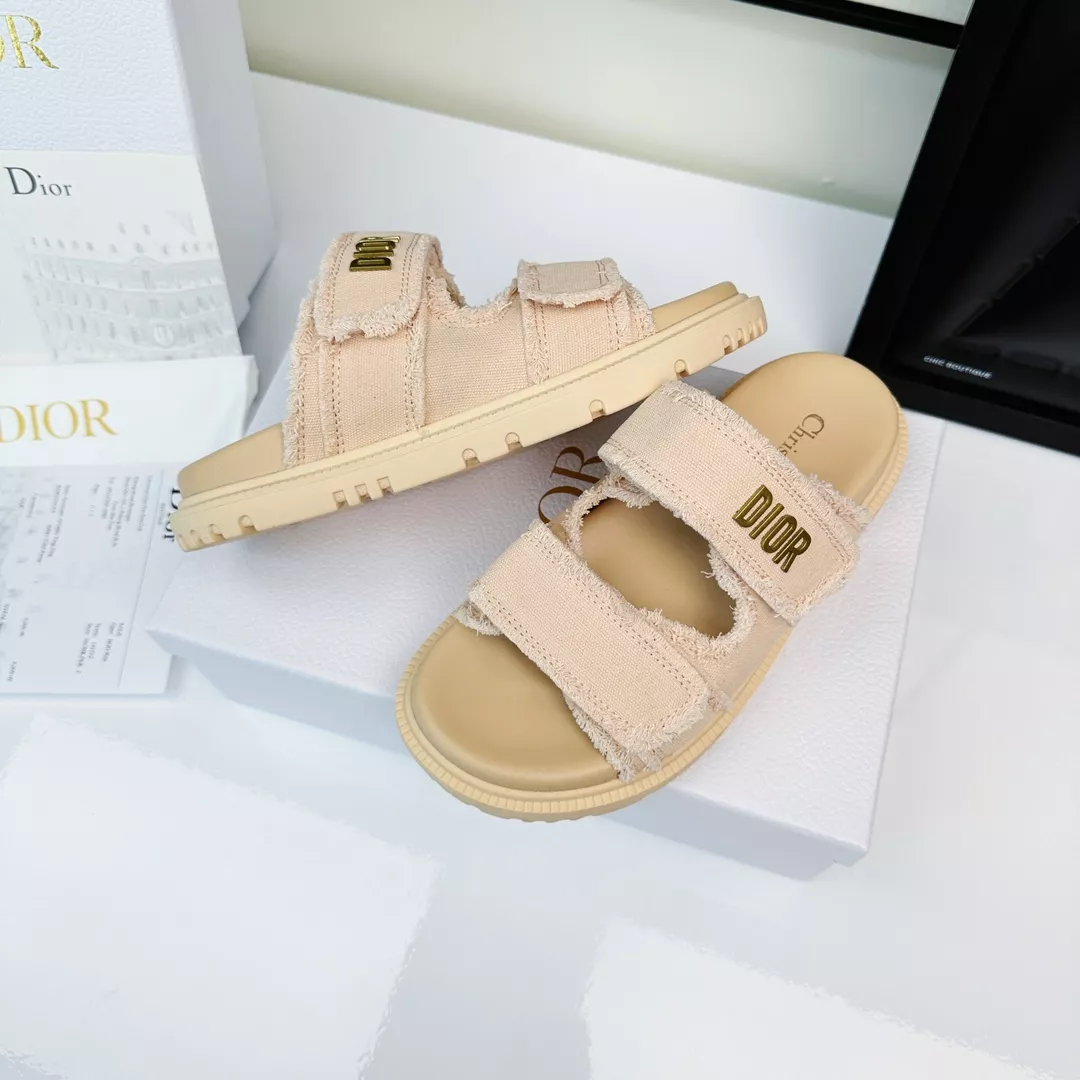 Christian Dior Slippers For Women Efficient 7907