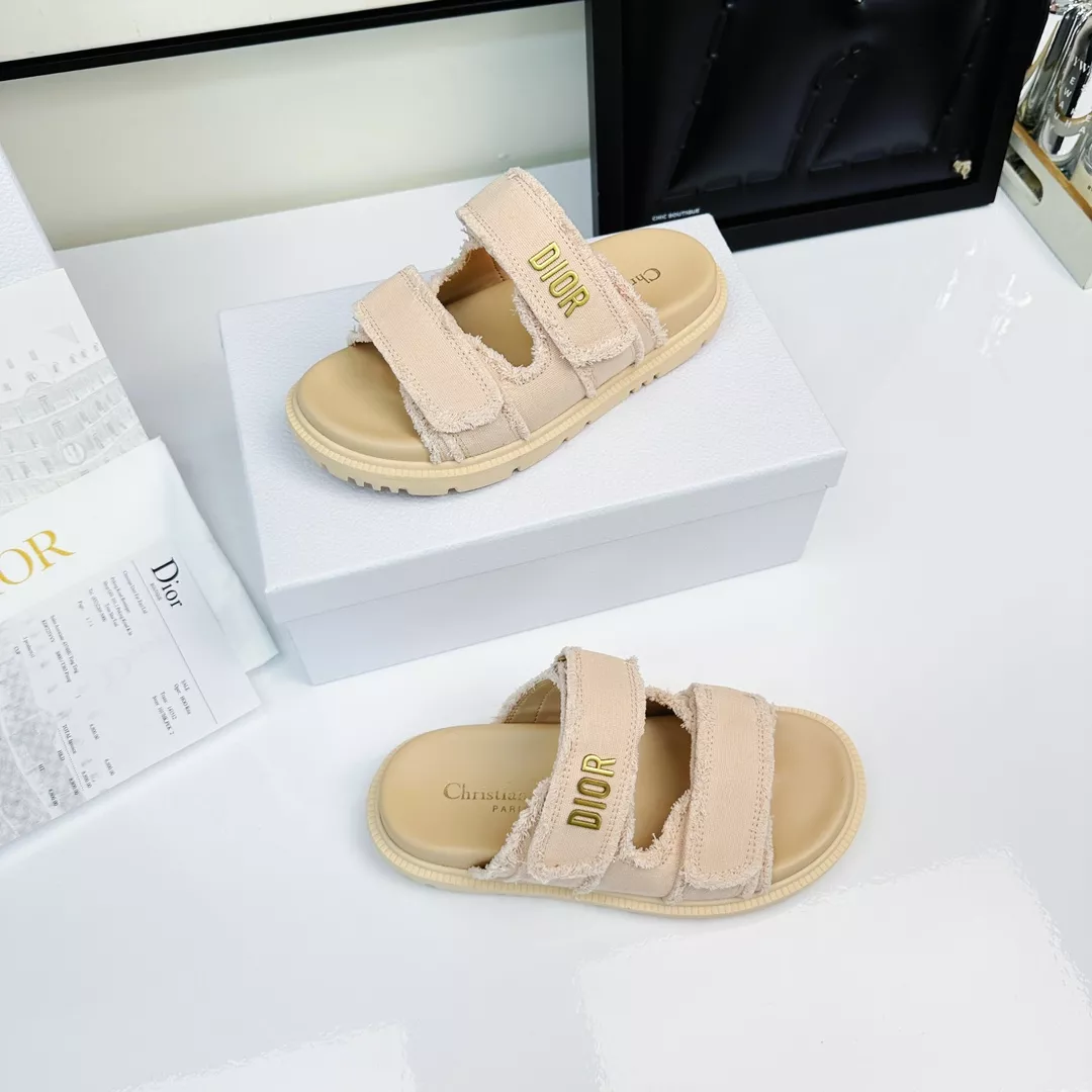 Christian Dior Slippers For Women Efficient 7907