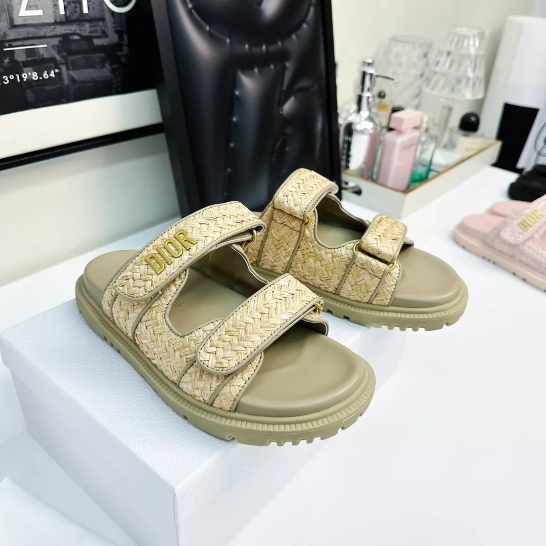 Christian Dior Slippers For Women Fashionable 2706