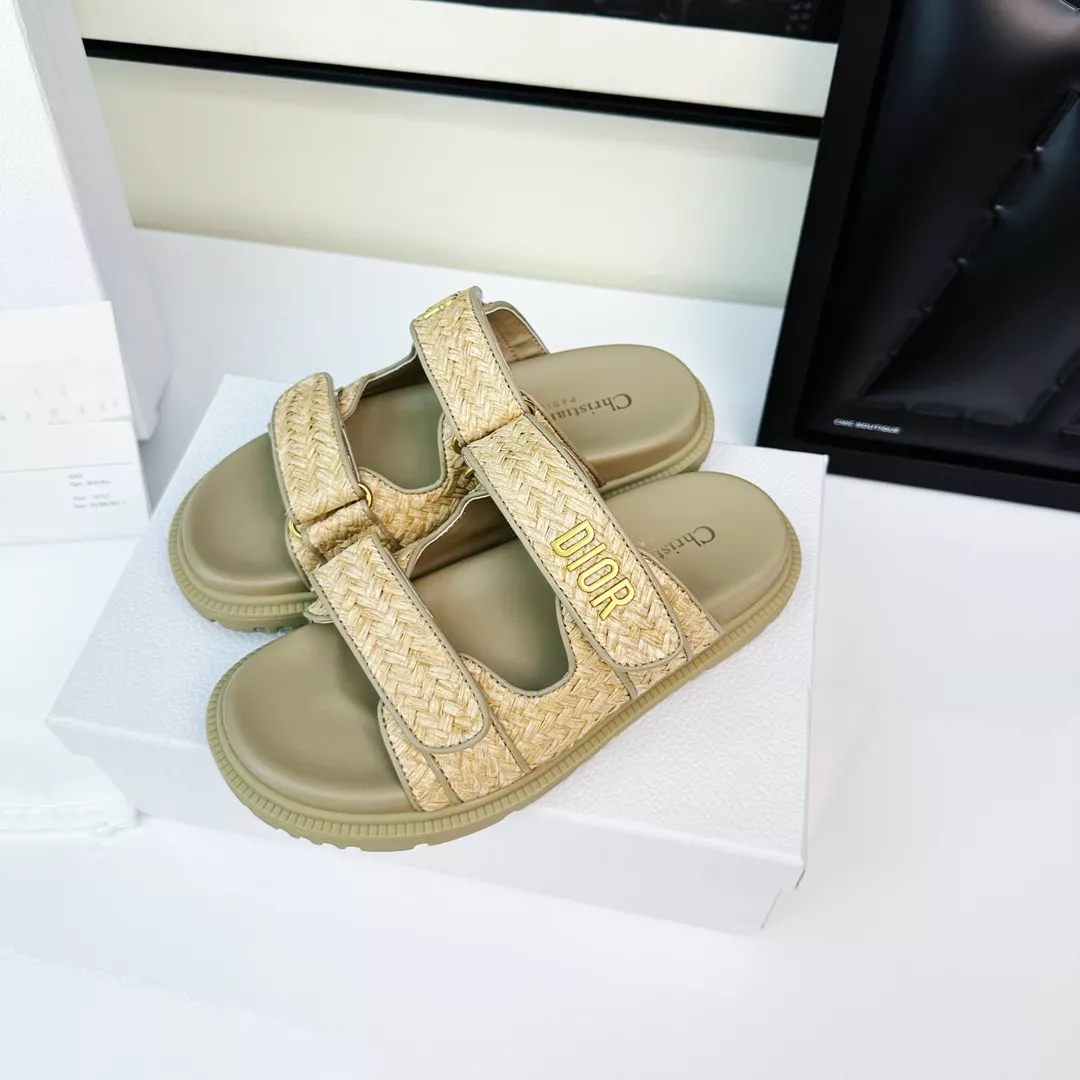 Christian Dior Slippers For Women Fashionable 2706