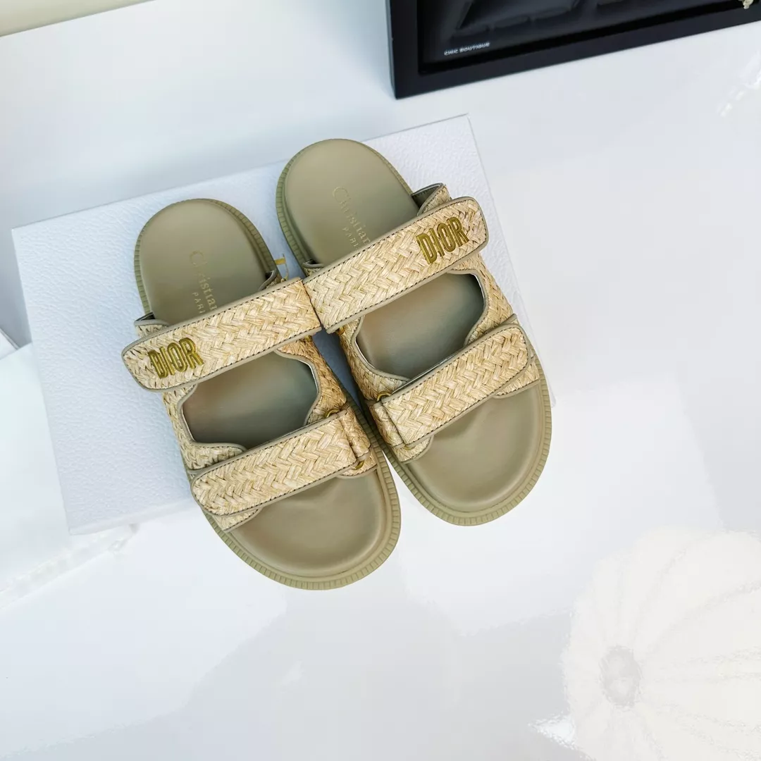 Christian Dior Slippers For Women Fashionable 2706