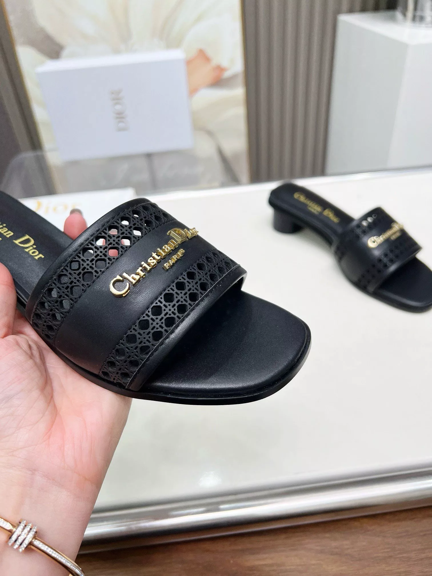 Christian Dior Slippers For Women Functional 7867