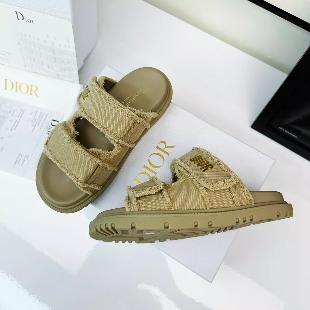 Christian Dior Slippers For Women Minimalist 3748