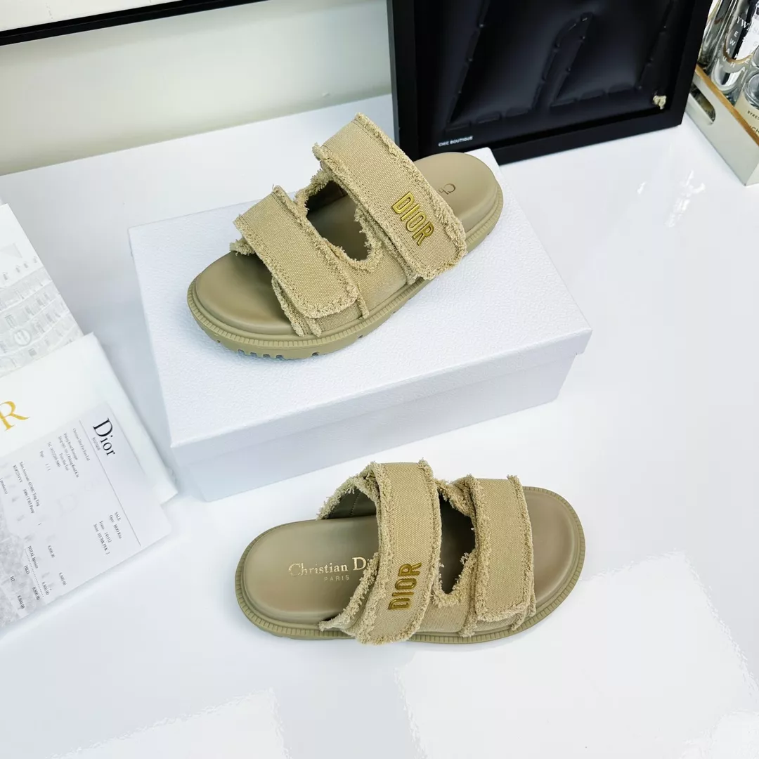 Christian Dior Slippers For Women Minimalist 3748