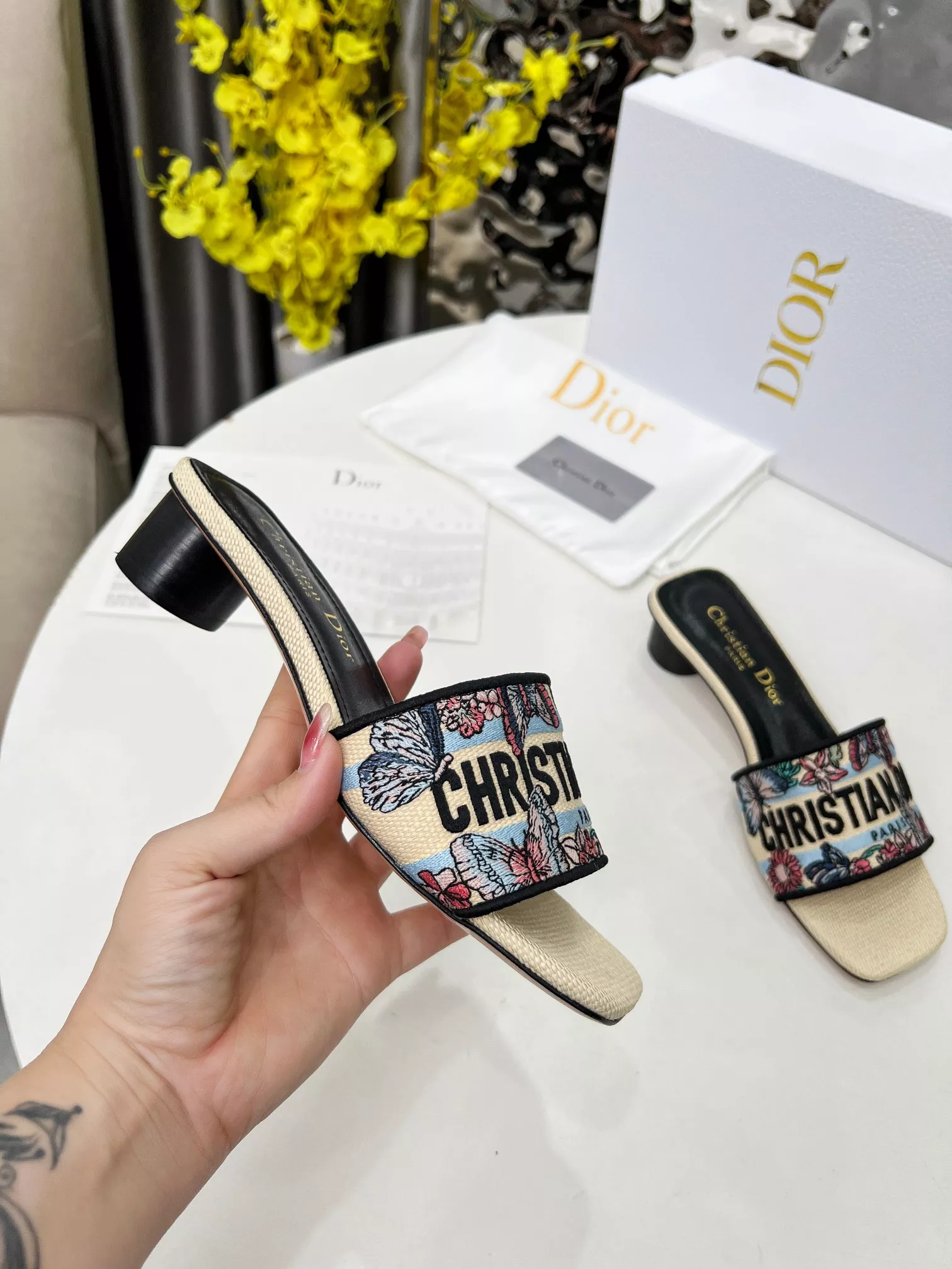Christian Dior Slippers For Women Minimalist 7967