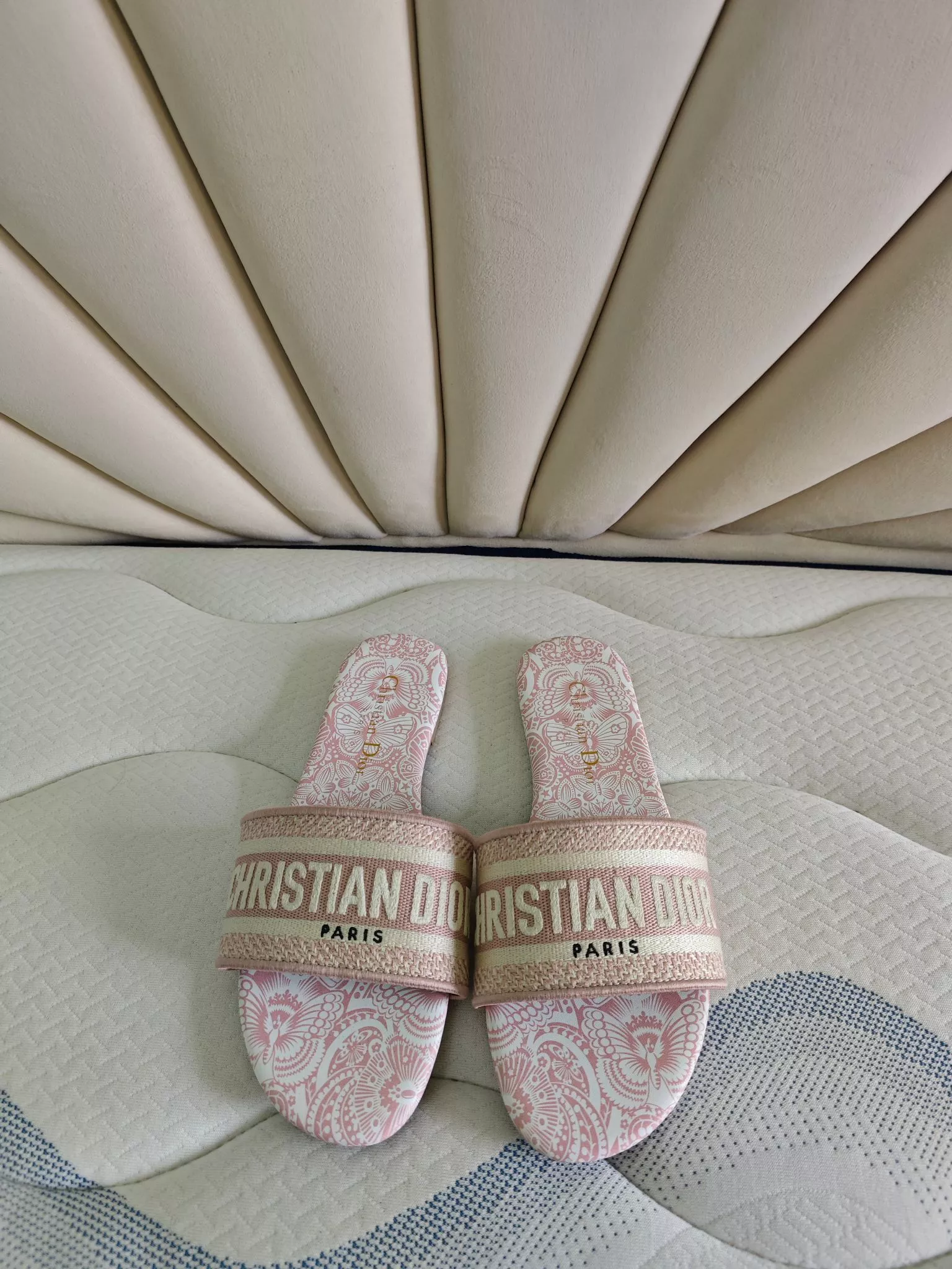 Christian Dior Slippers For Women Reliable 572
