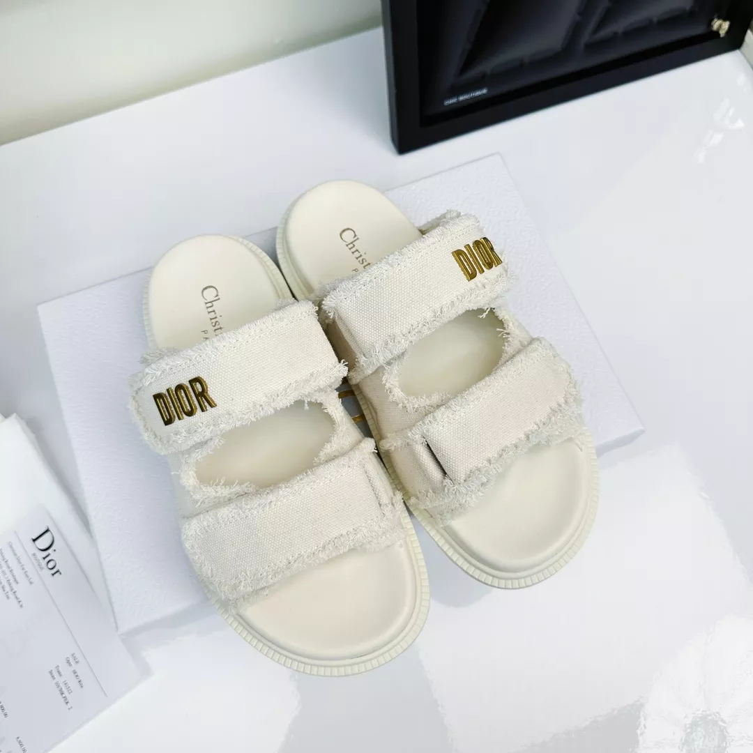 Christian Dior Slippers For Women Reliable 6023