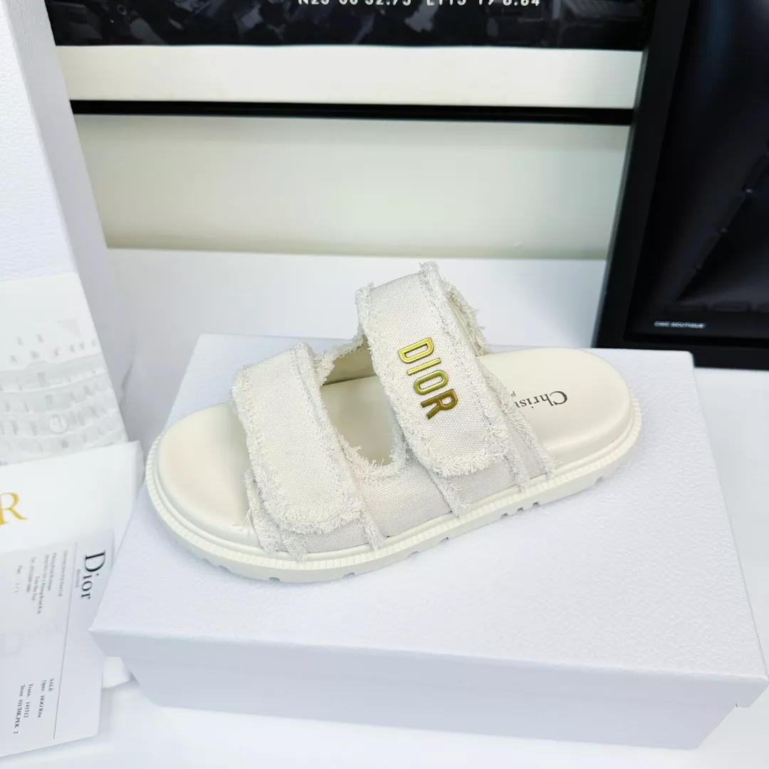 Christian Dior Slippers For Women Reliable 6023