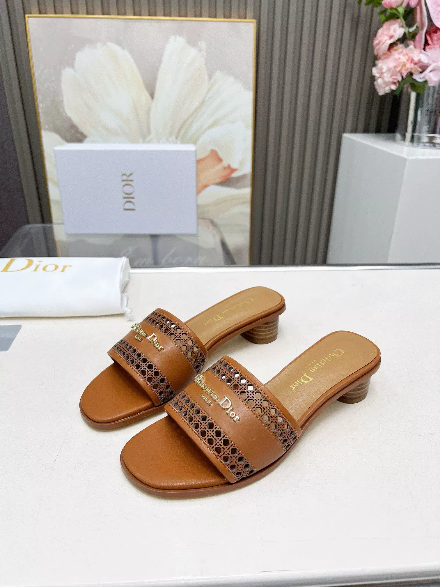 Christian Dior Slippers For Women Sleek 4695