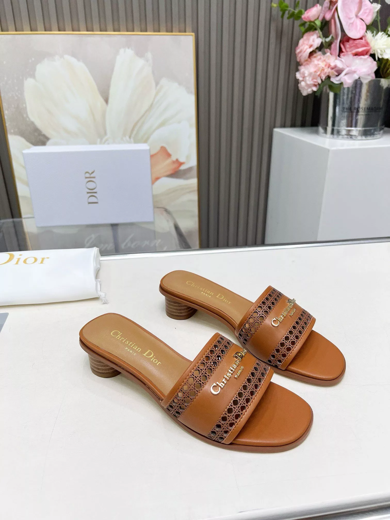 Christian Dior Slippers For Women Sleek 4695