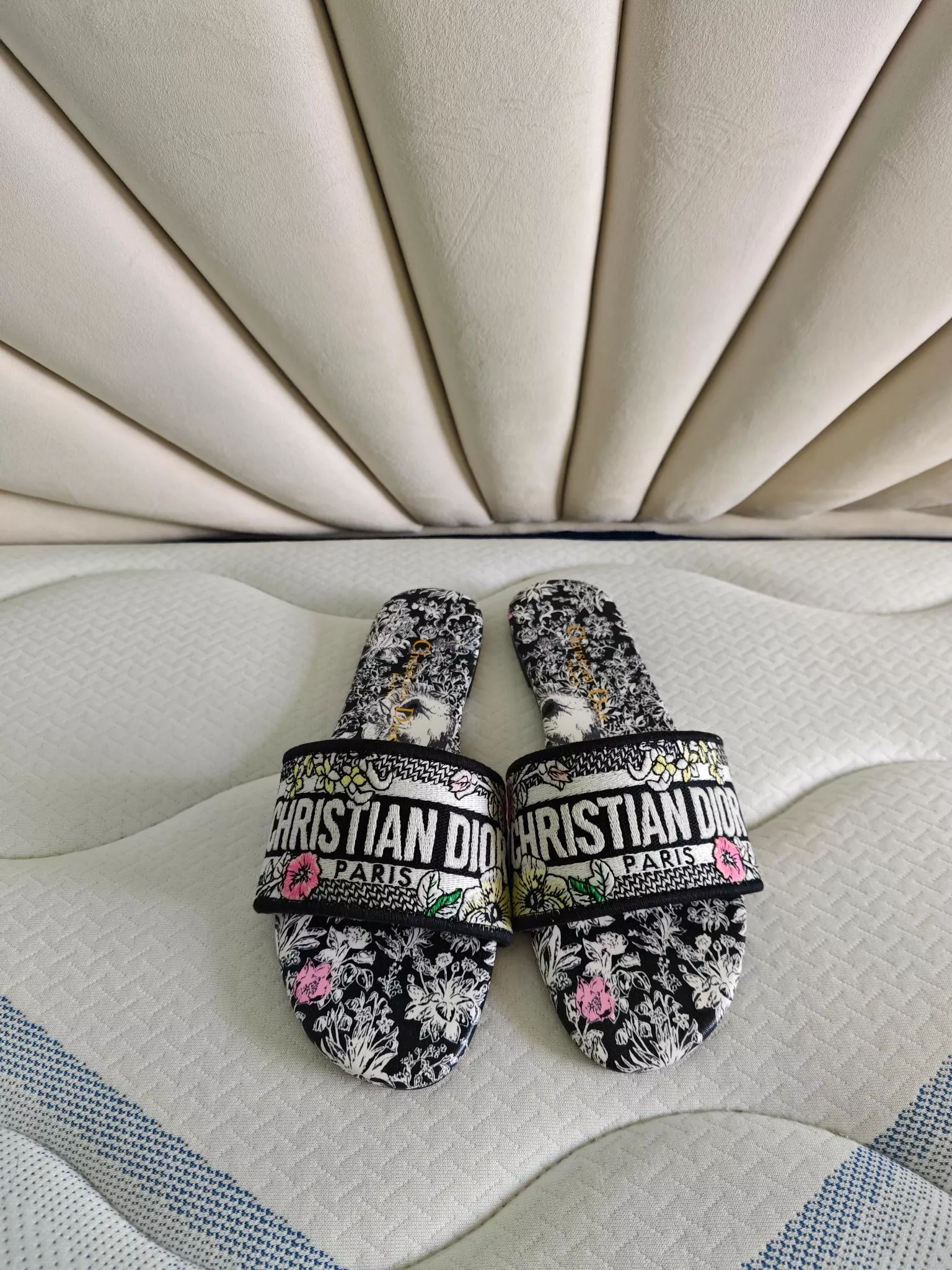 Christian Dior Slippers For Women Sophisticated 2274
