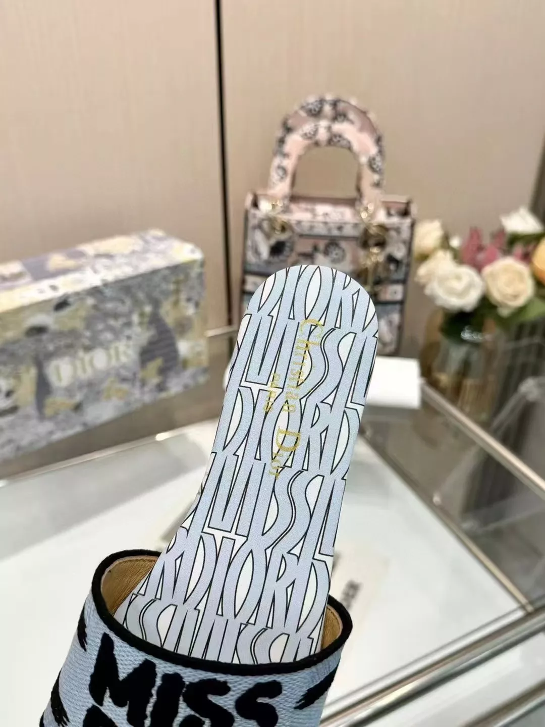 Christian Dior Slippers For Women Timeless 4805