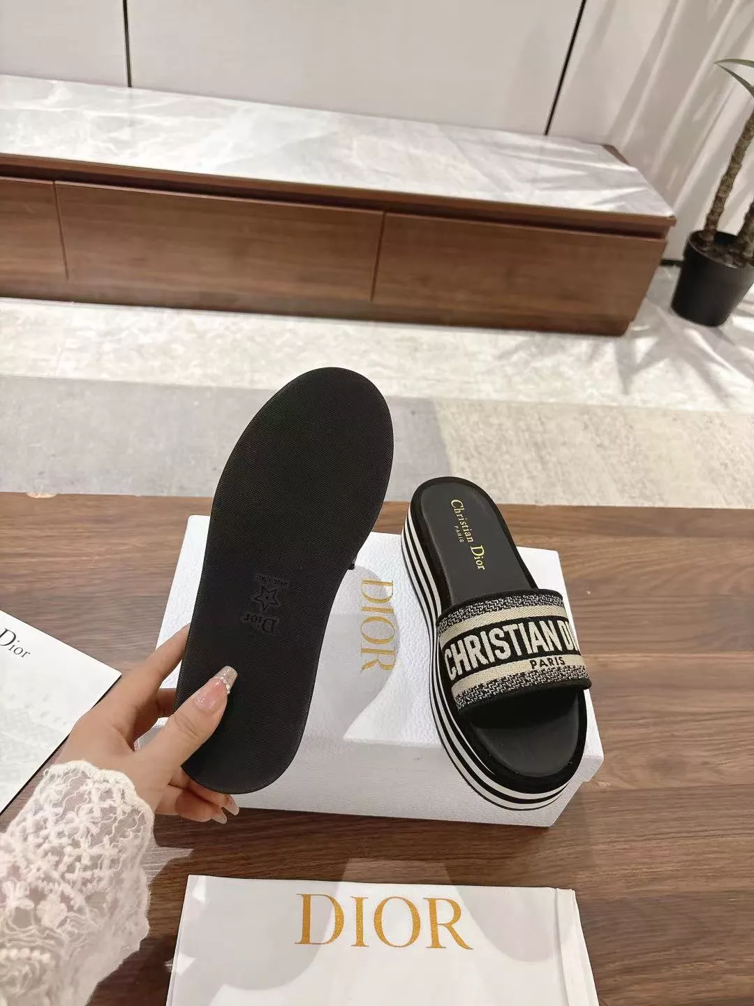 Christian Dior Slippers For Women WellDesigned 6384