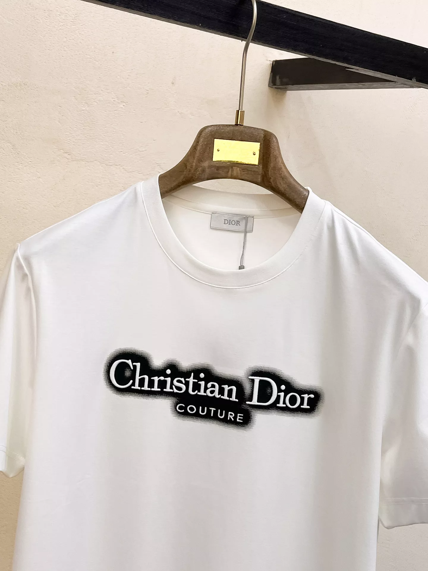 Christian Dior T-Shirts Short Sleeved For Men Sleek 9363