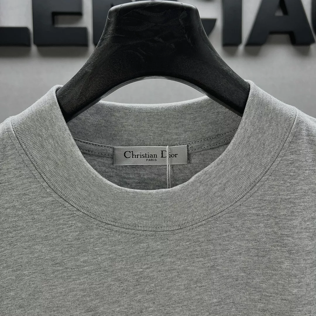 Christian Dior T-Shirts Short Sleeved For Unisex Fashionable 667