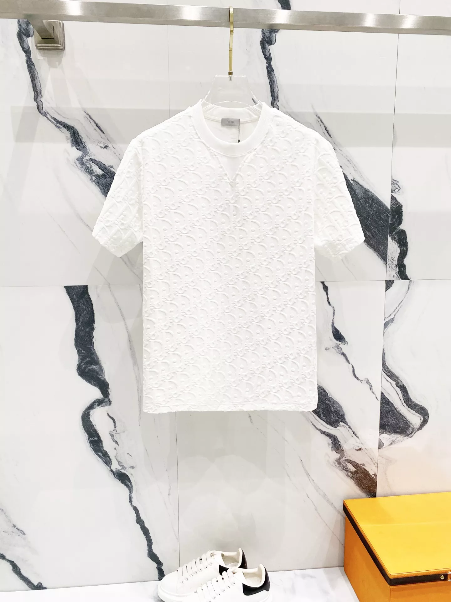 Christian Dior T-Shirts Short Sleeved For Unisex Modern 216