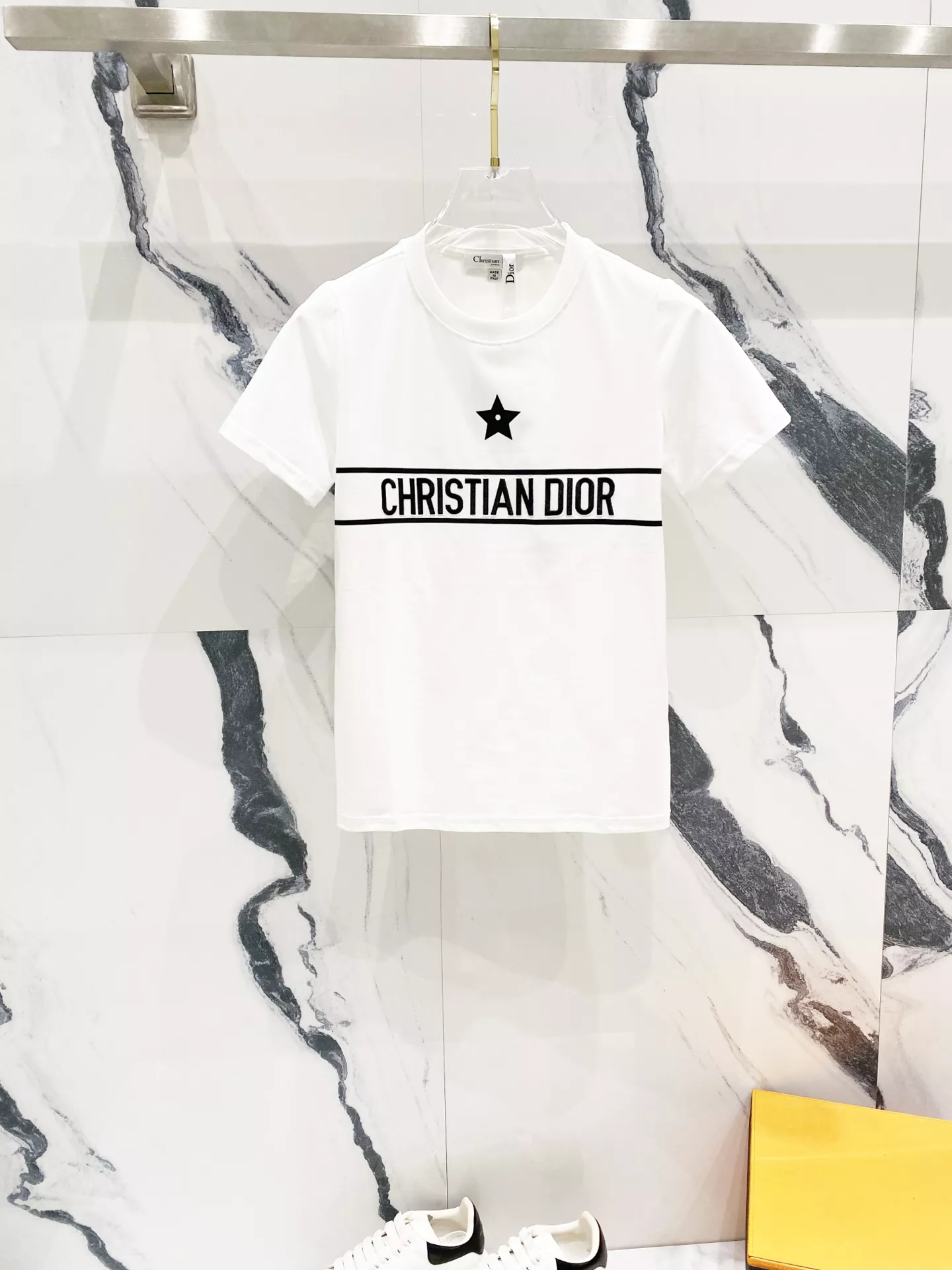 Christian Dior T-Shirts Short Sleeved For Women Stylish 6606