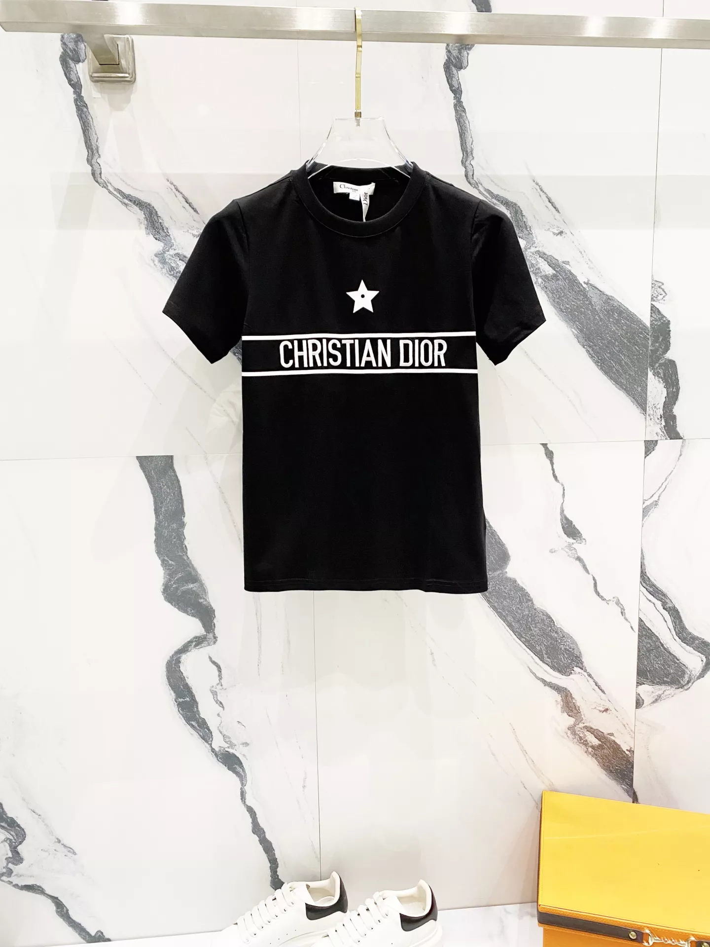 Christian Dior T-Shirts Short Sleeved For Women UrbanStyle 6520