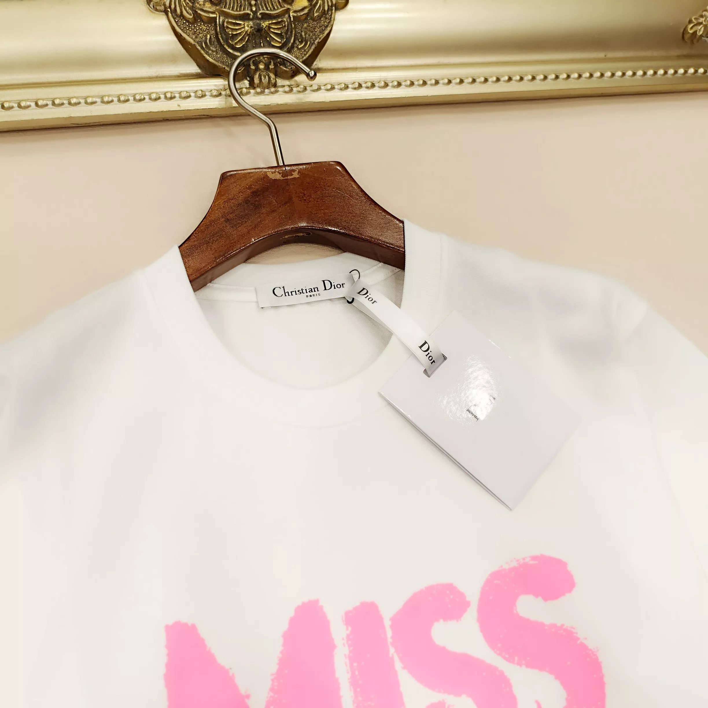 Christian Dior T-Shirts Short Sleeved For Women Versatile 7709