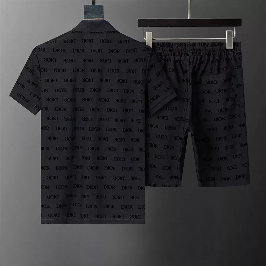 Christian Dior Tracksuits Short Sleeved For Men Durable 7554