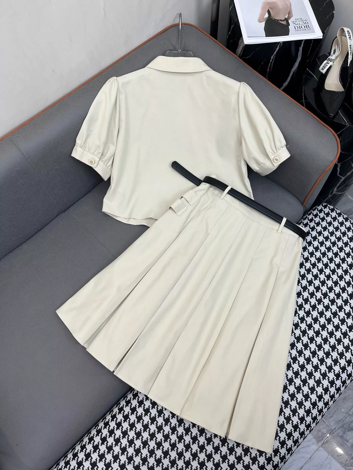 Christian Dior Tracksuits Short Sleeved For Women Versatile 4125