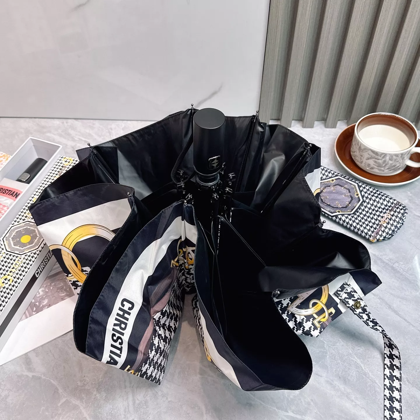 Christian Dior Umbrellas Unique 7434