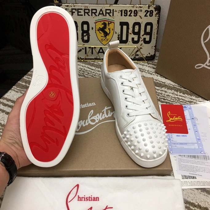 Christian Louboutin CL Casual Shoes For Men Durable 8956