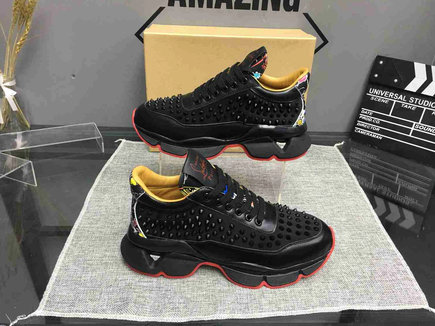 Christian Louboutin CL Casual Shoes For Women EasyMatch 9228