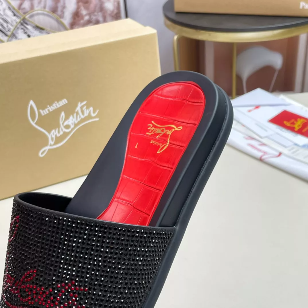 Christian Louboutin CL Slippers For Men Practical 9035