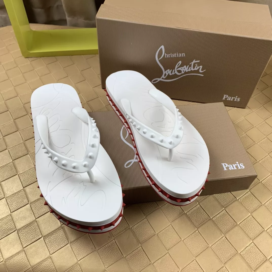 Christian Louboutin CL Slippers For Men Stylish 9882