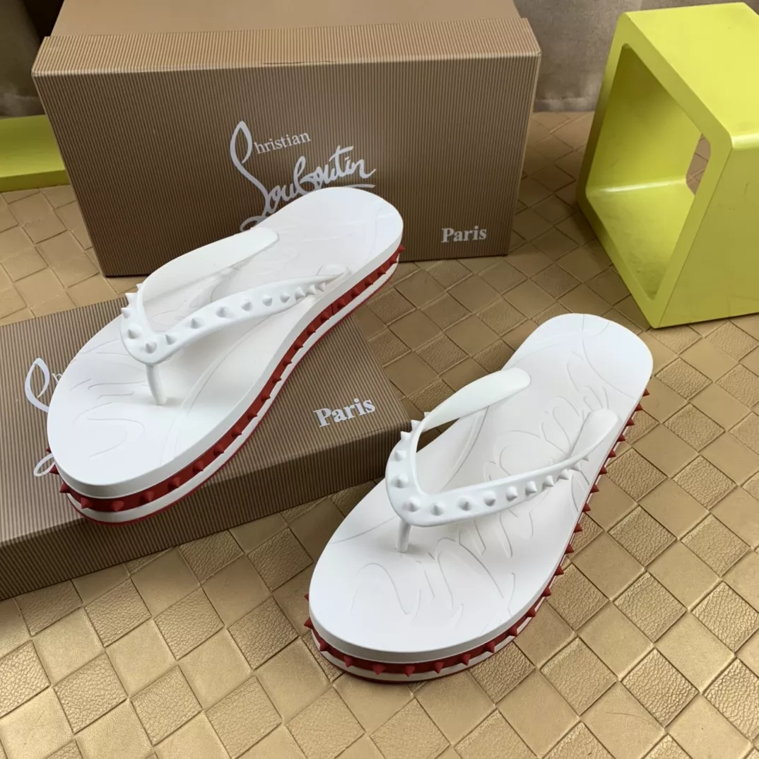Christian Louboutin CL Slippers For Men Stylish 9882