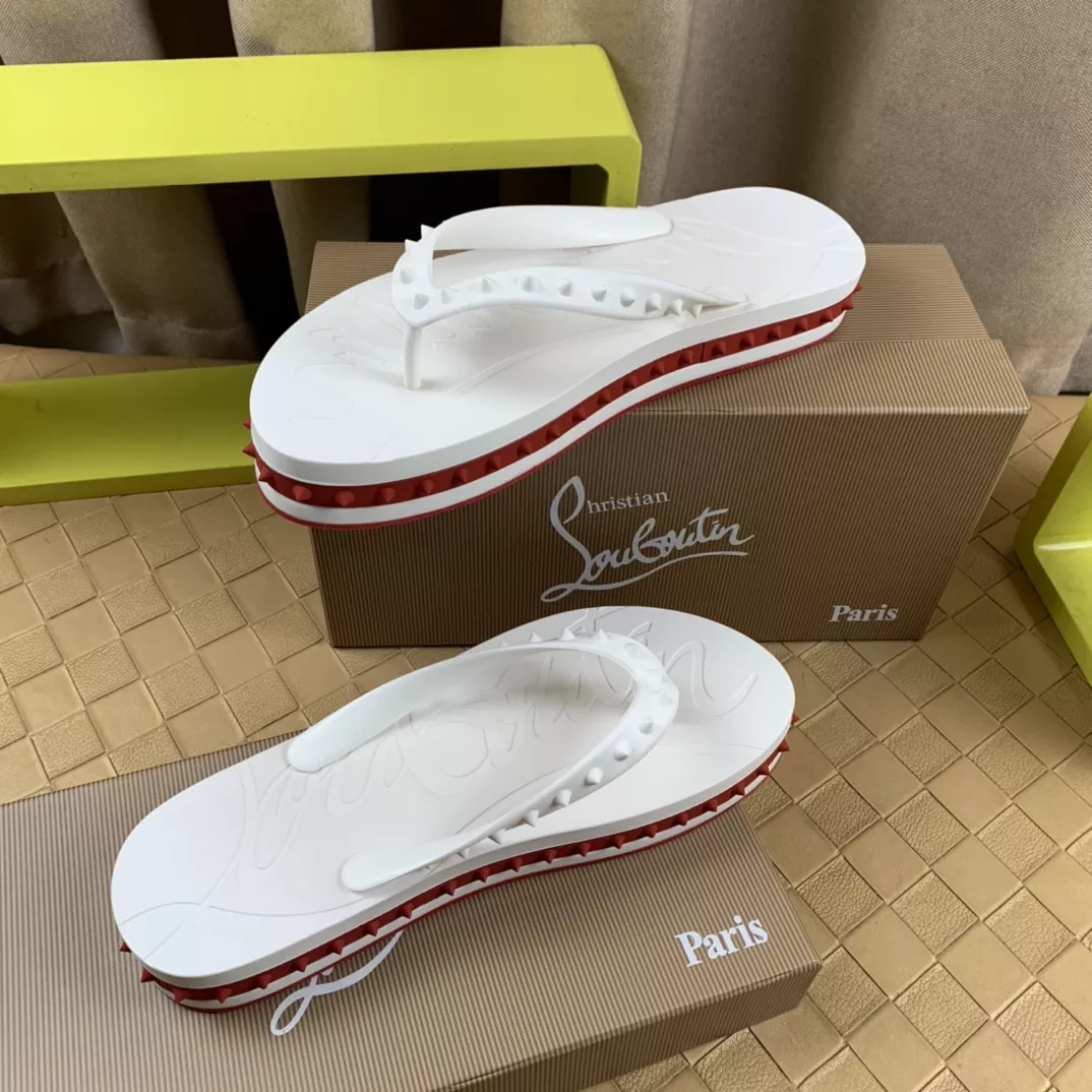 Christian Louboutin CL Slippers For Men Stylish 9882