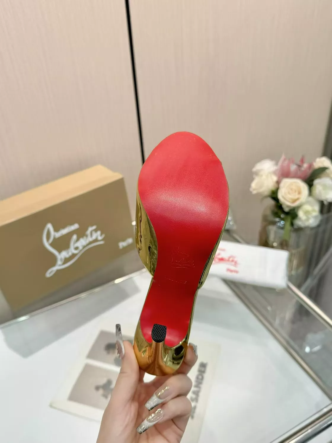 Christian Louboutin CL Slippers For Women Cozy 2635