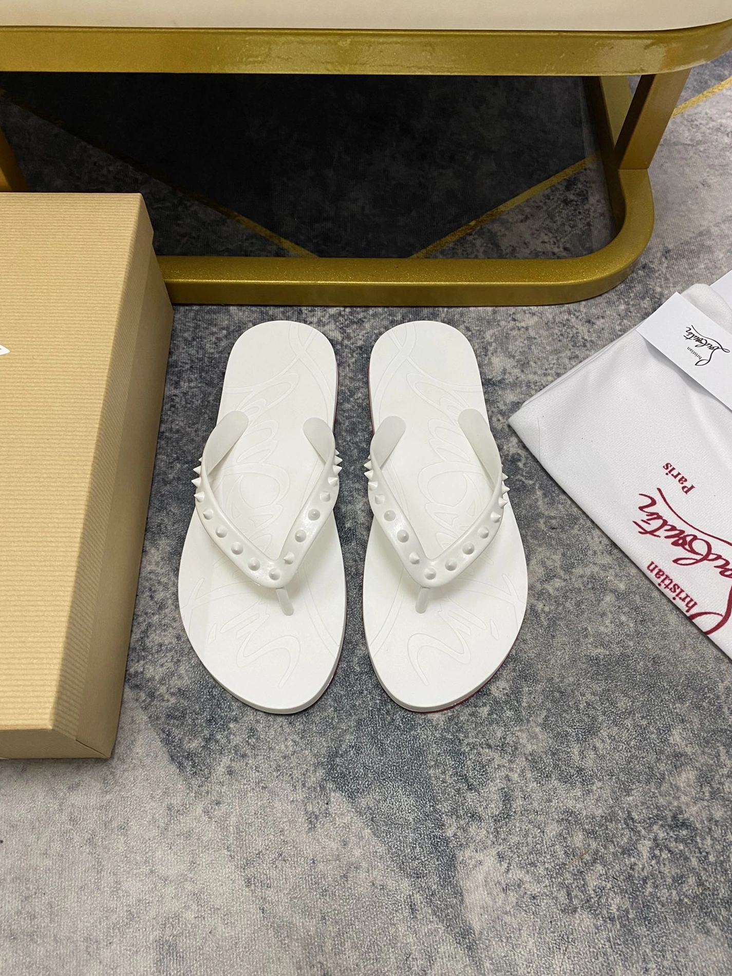 Christian Louboutin CL Slippers For Women Trendy 9783