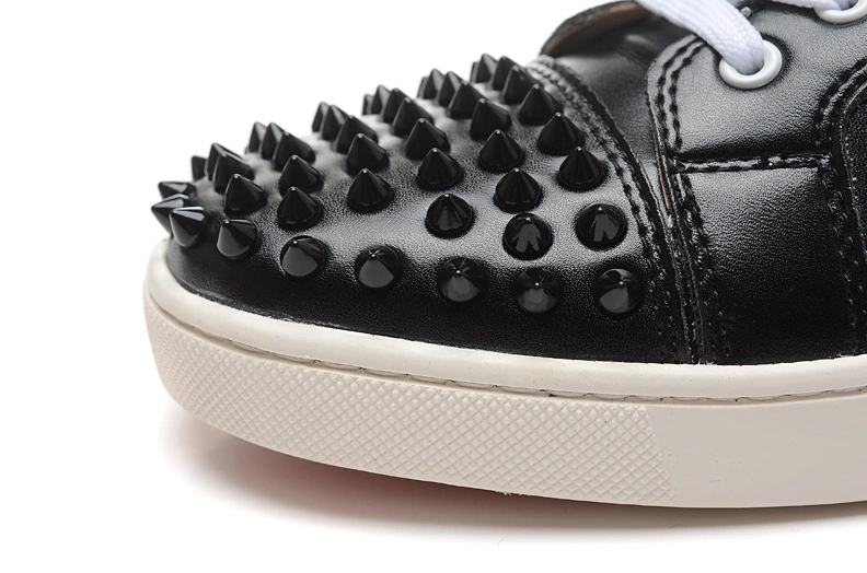 Christian Louboutin Casual Shoes For Men Affordable 6980