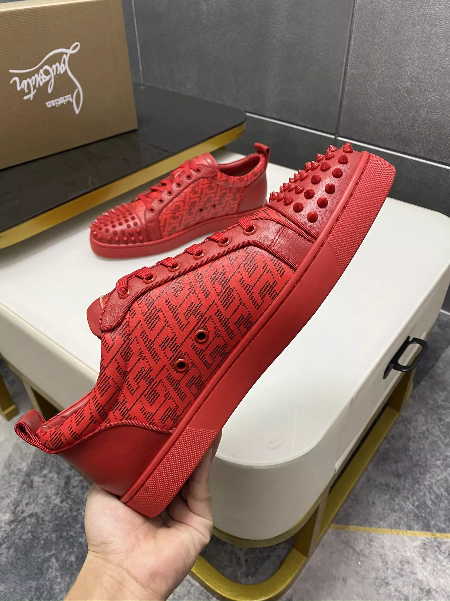 Christian Louboutin Casual Shoes For Men Compact 6137